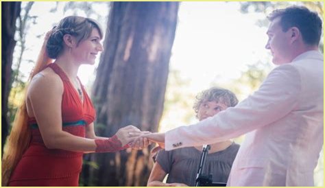 9 Feminist Wedding Readings For Your Bookish Ceremony